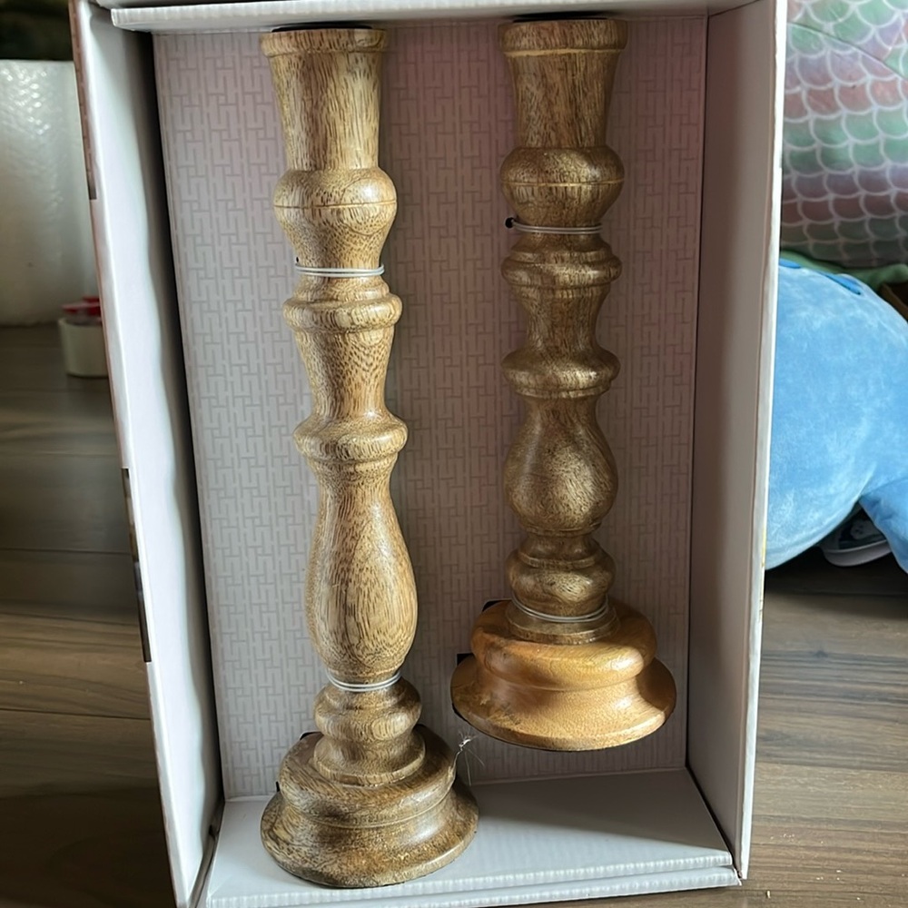Wood Taper Candle Holders - 2 Hand-crafted of Mango Wood for standard taper NWT - Picture 2 of 5